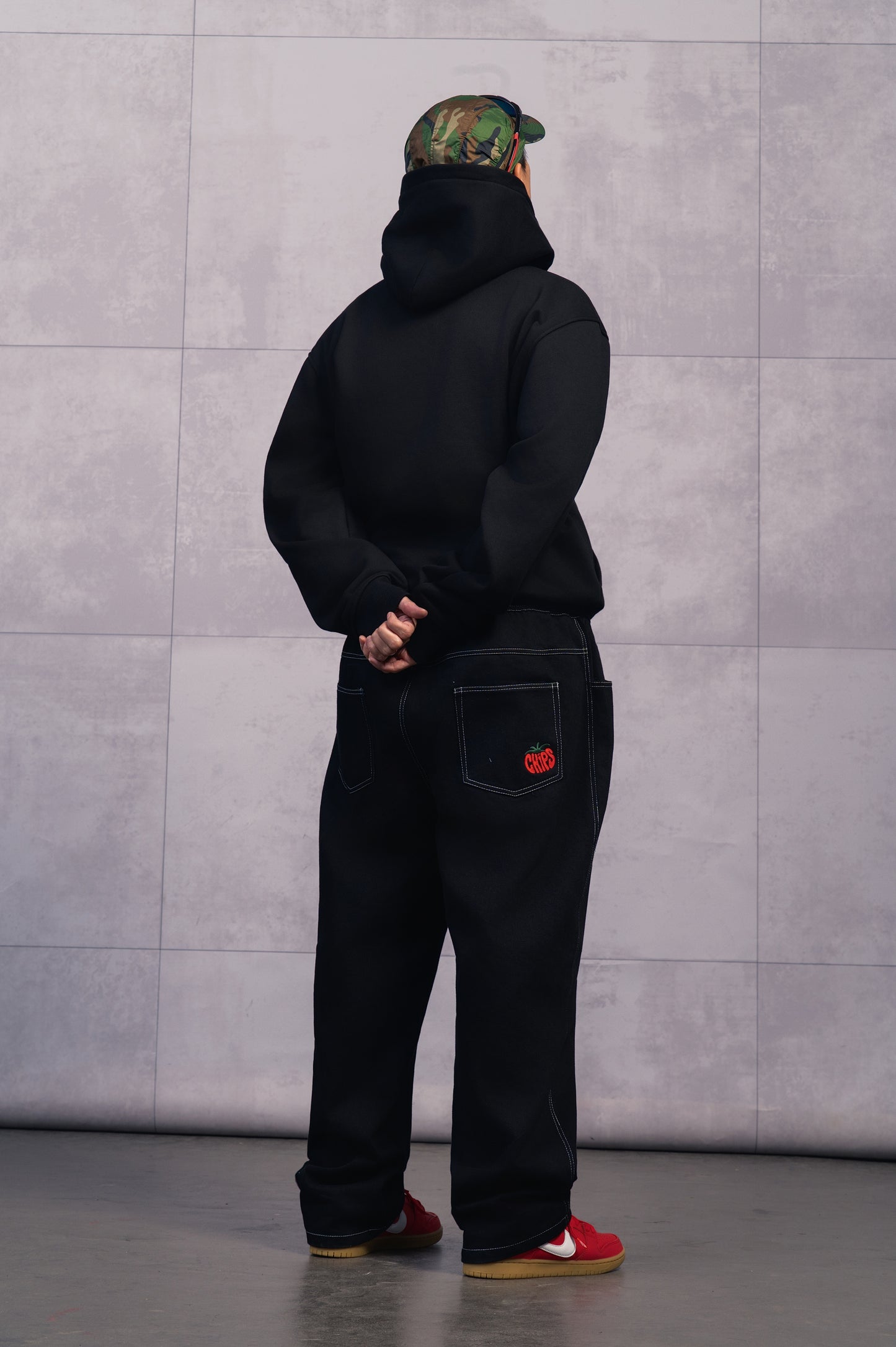 Chips Tomato Black Jeans 2026
